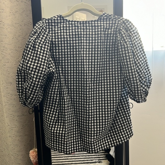 NWT - Ganni - Seersucker Check Blouse - Black
Size: US 8/10 - Picture 4 of 4